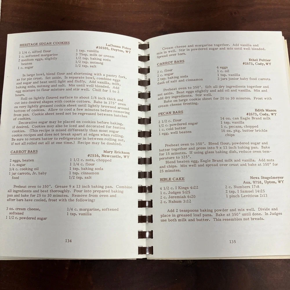VTG VFW Ladies Auxiliary Wyoming Regional Cookbook 1990 Centennial Edition Comb